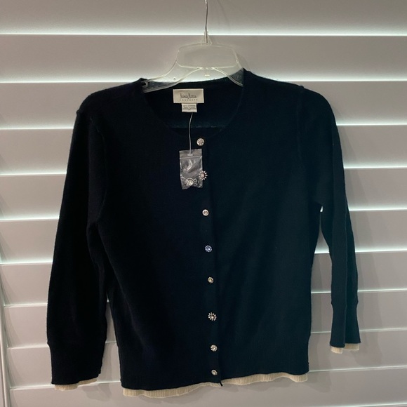 Neiman Marcus Cashmere NWOT Black Cardigan Sweater Size-M Rhinestone Buttons - Picture 1 of 5